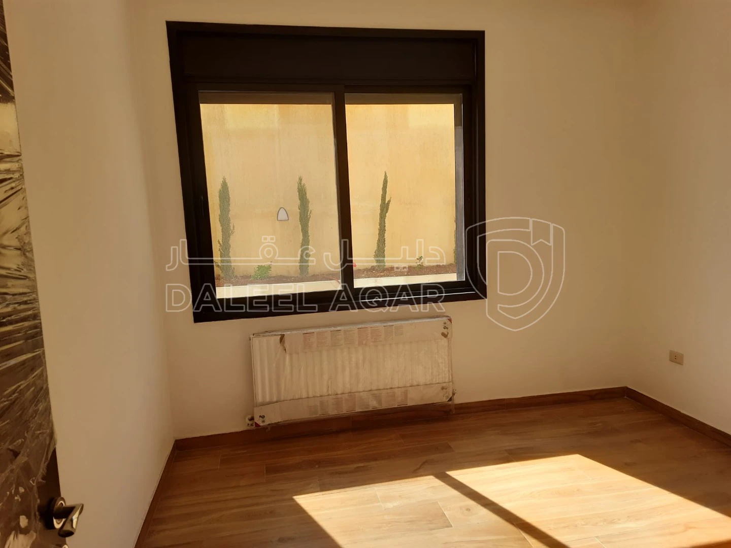 شقة في اراضي شمال عمان - 109,999 دأ - صورة 1
